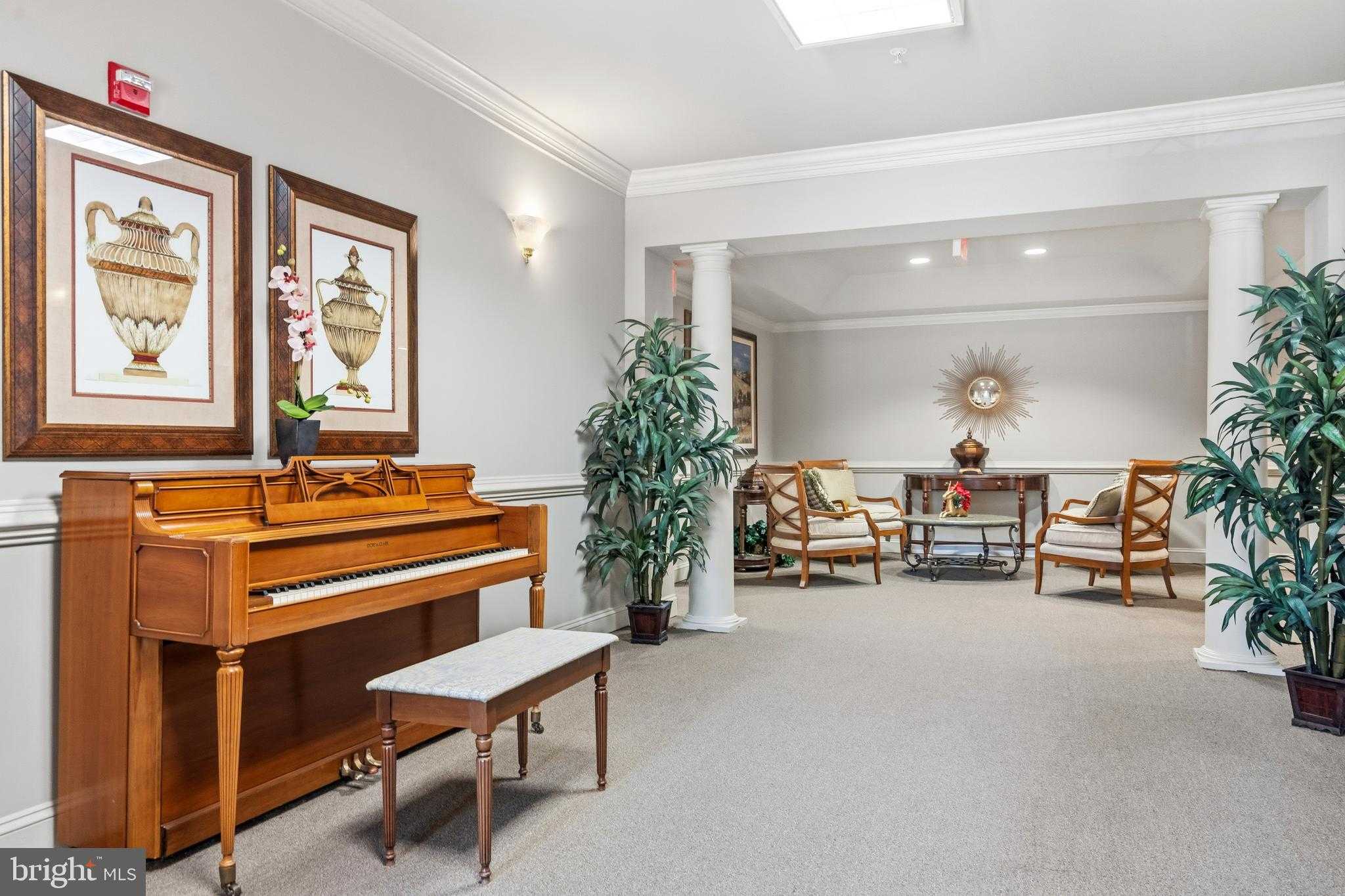 8600 Liberty Trl Unit 102 photo 18