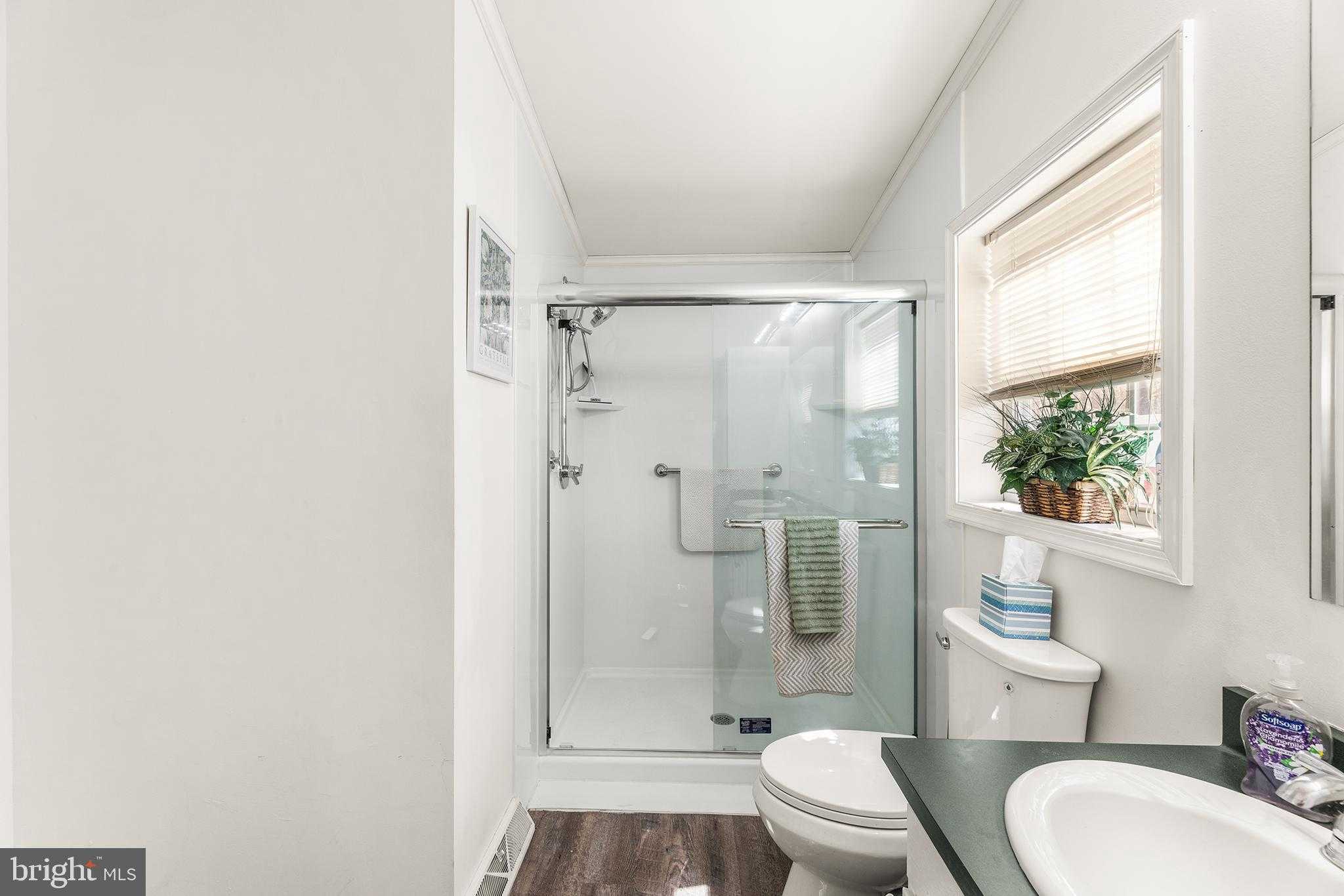 8409 Harmony Rd photo 14