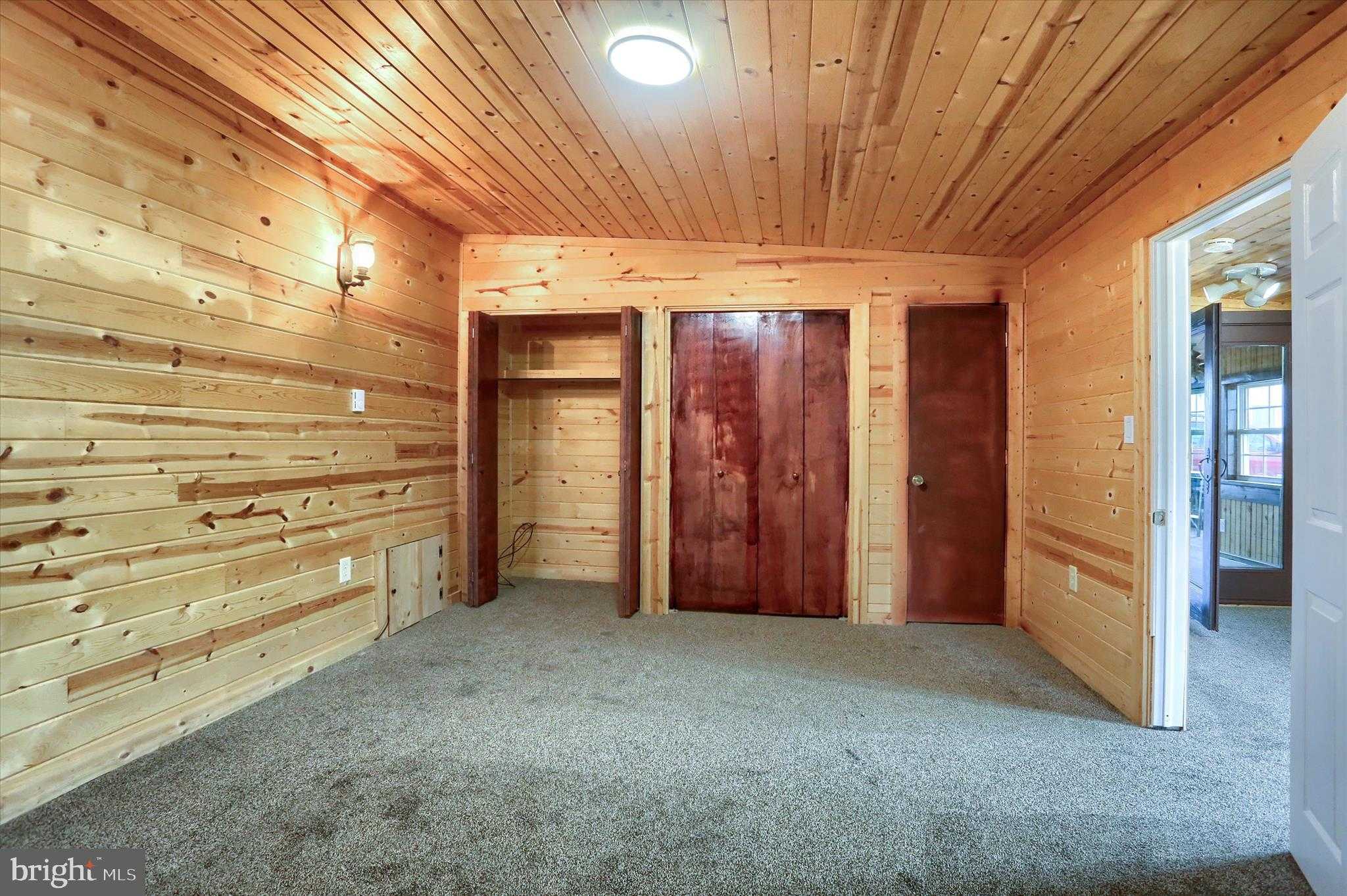 1963 Sheaffer Rd photo 19