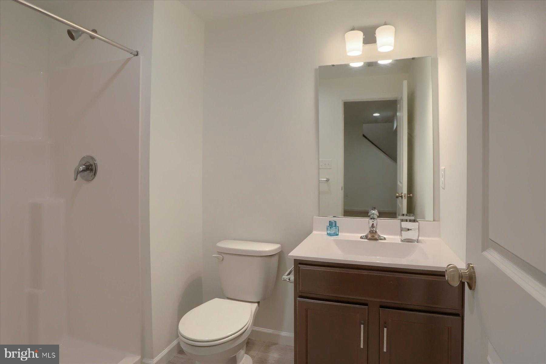 110 Emma Cir photo 30