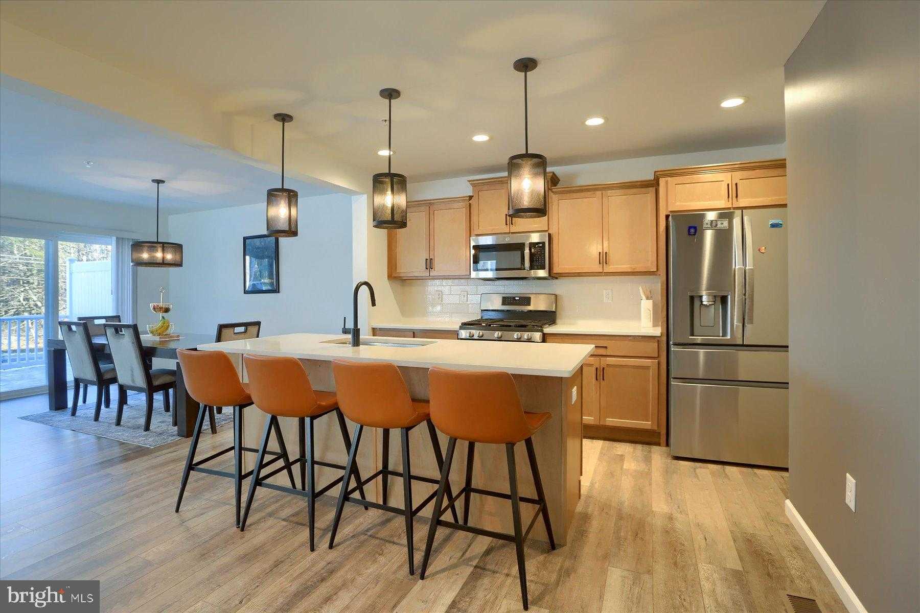 110 Emma Cir photo 7