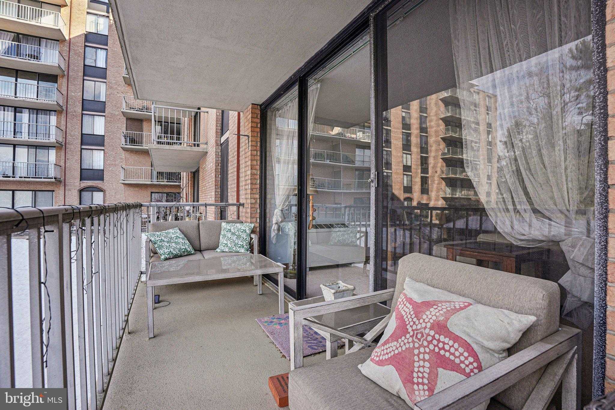 801 Yale Ave Apt 628 photo 8