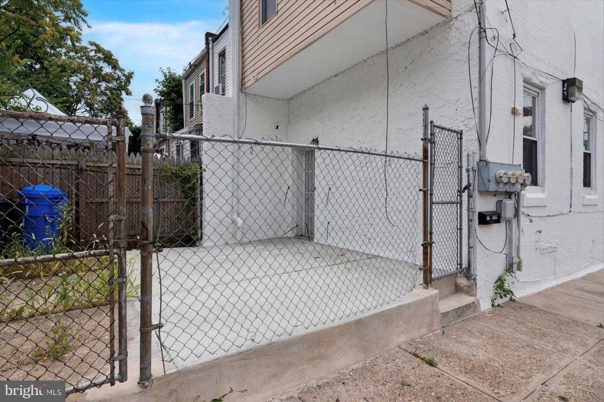 59 N 59th St photo 15