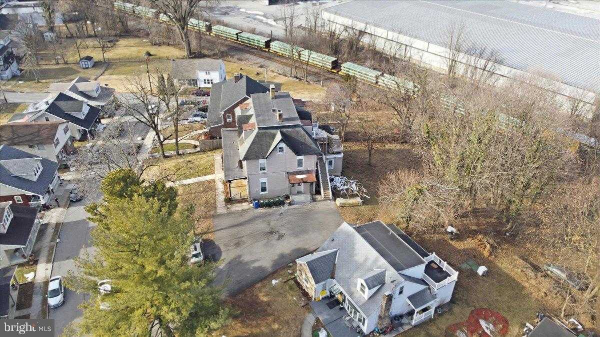 671 Highland Way photo 5