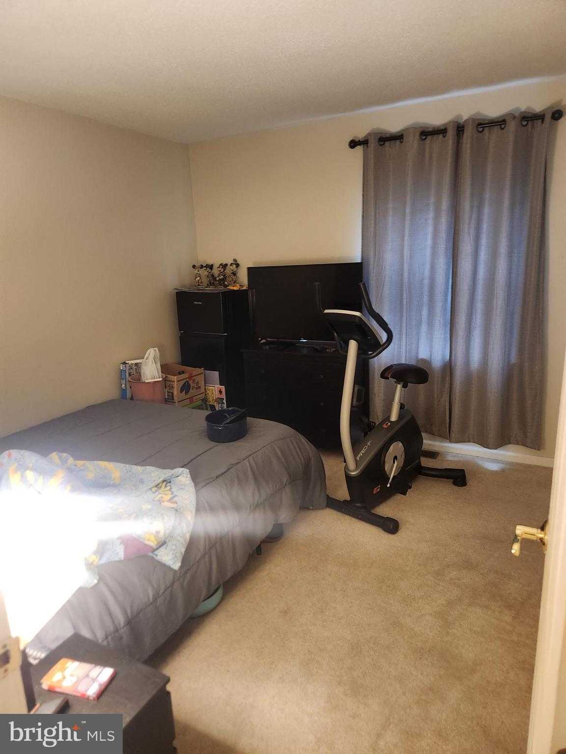 144 Oberlin Ter # 15b photo 7