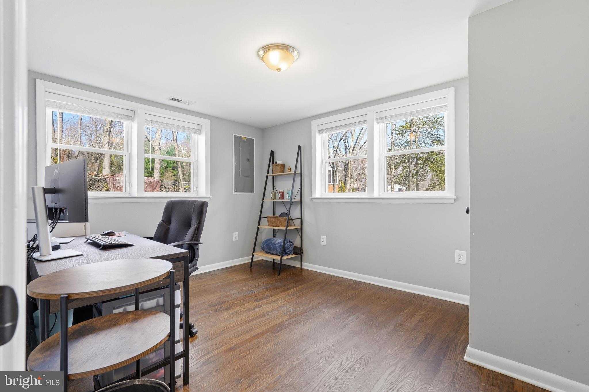 10798 W Crestview Ln photo 22