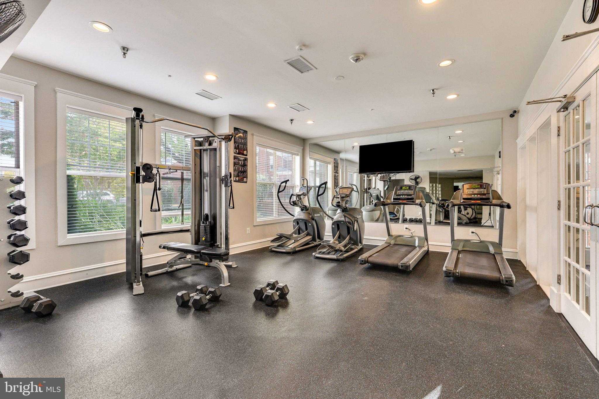 1625 International Dr Unit 421 photo 62