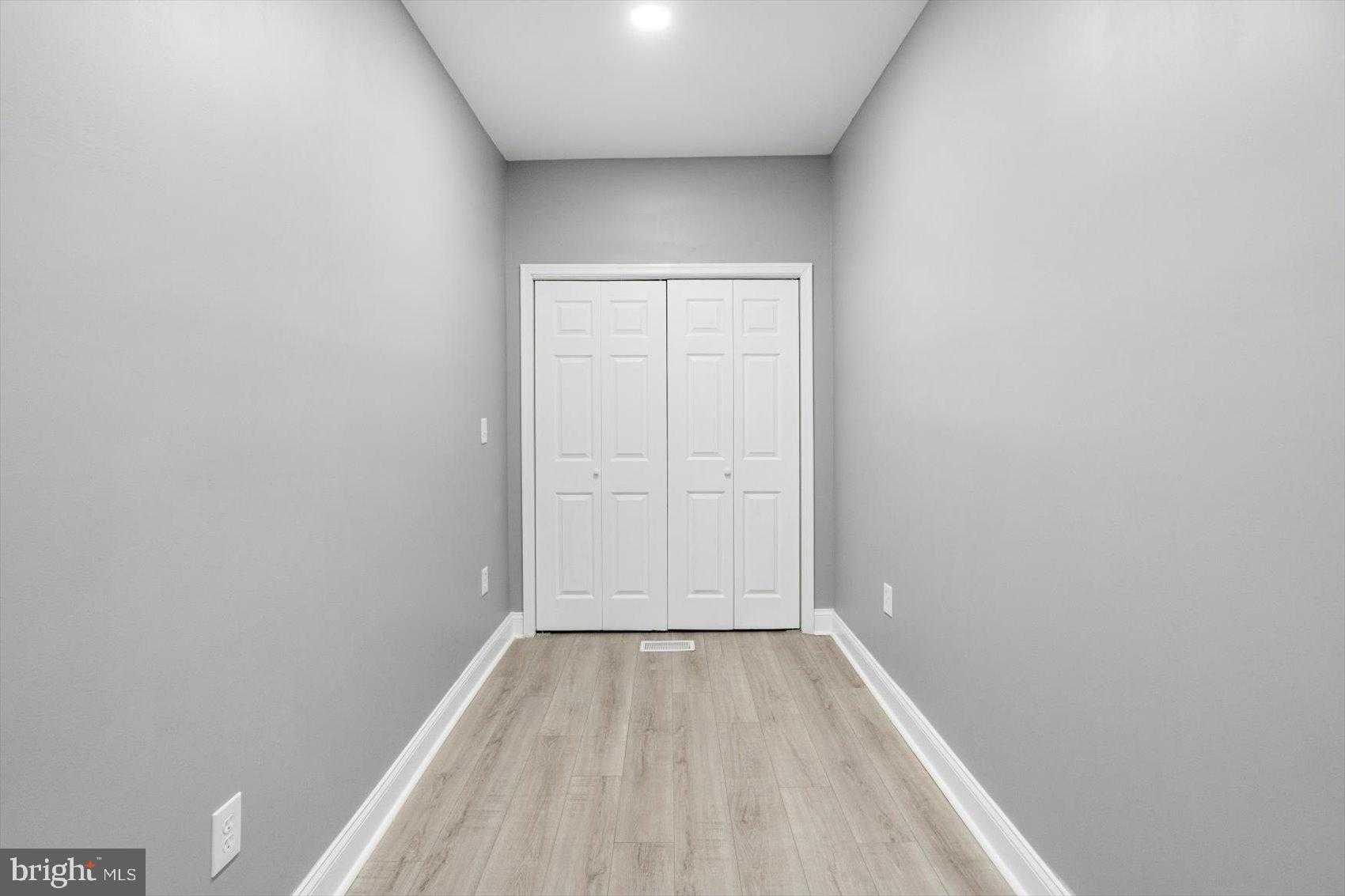 1651 Darley Ave photo 18