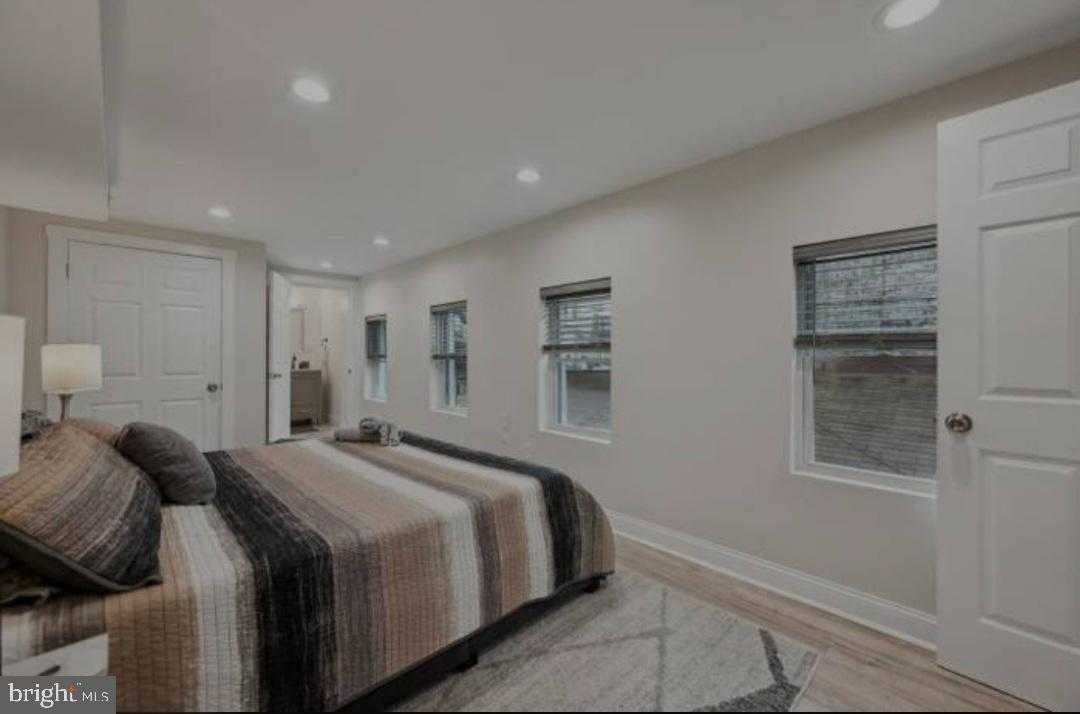 401 S Ann St photo 5