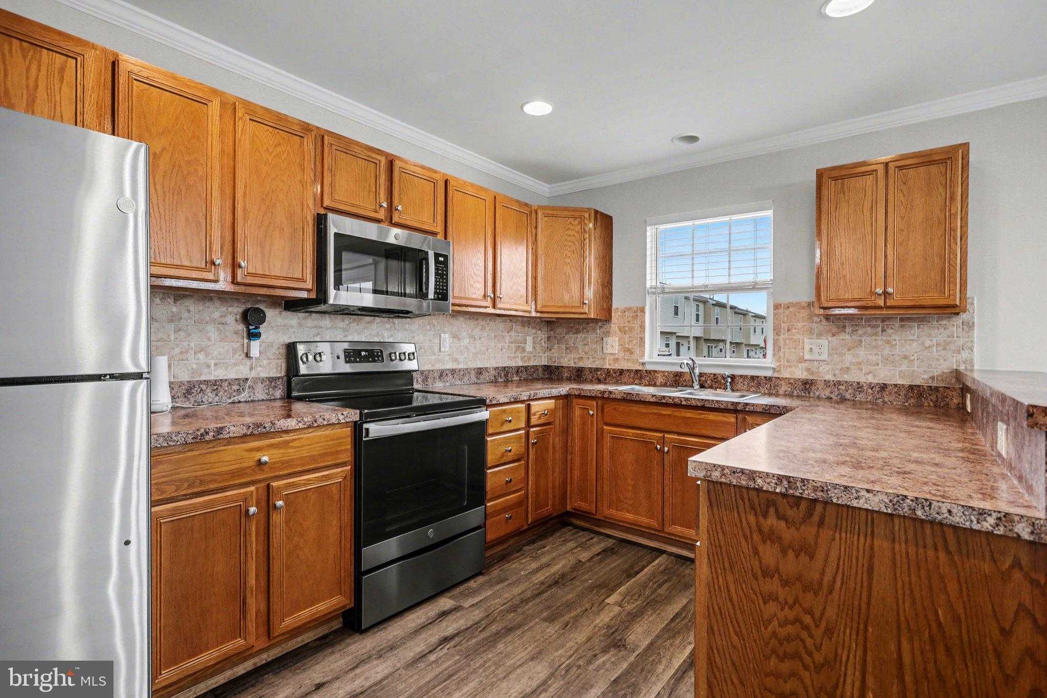 270 Kentshire Dr photo 7