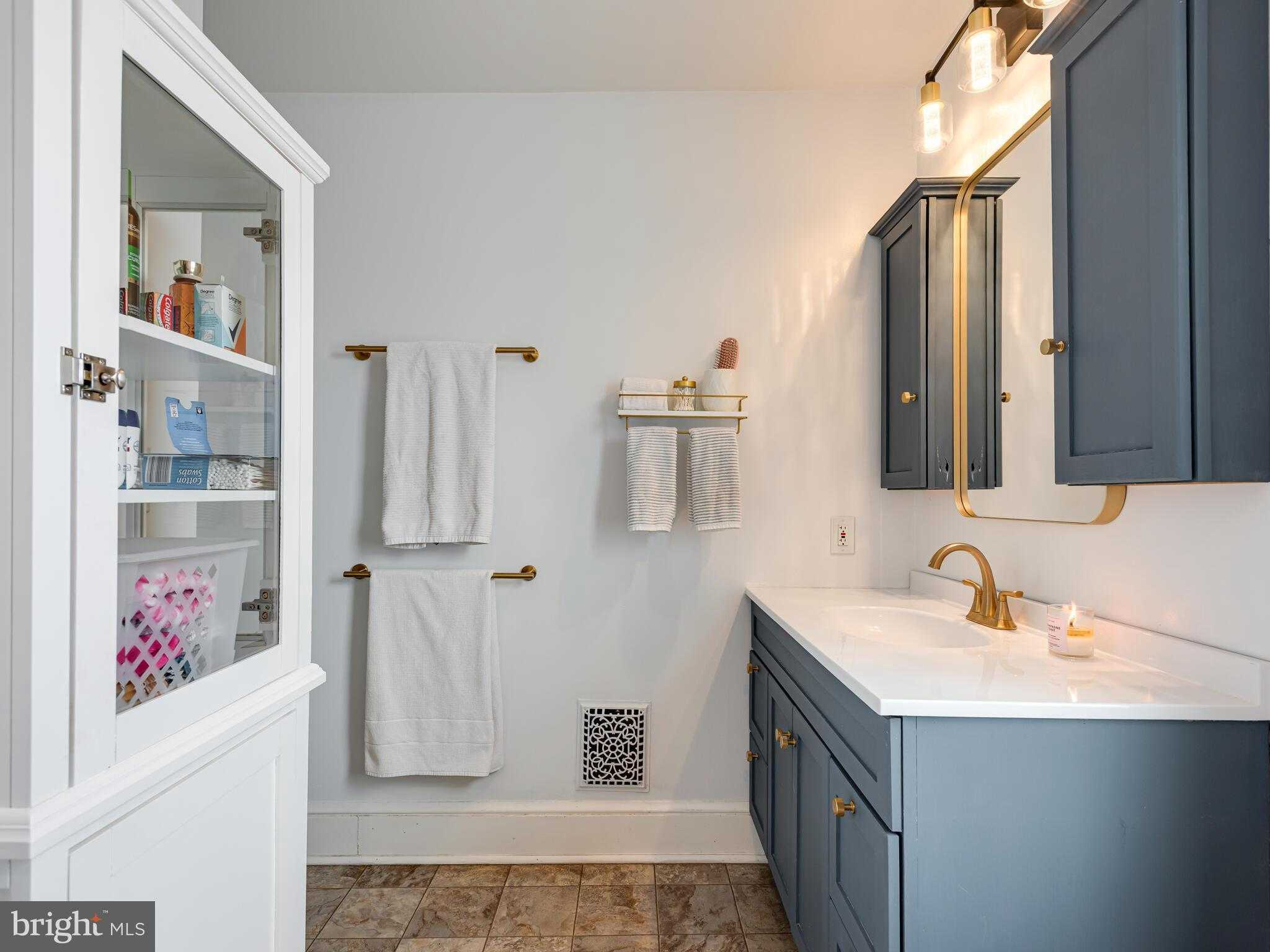 227 Highland Ave photo 33