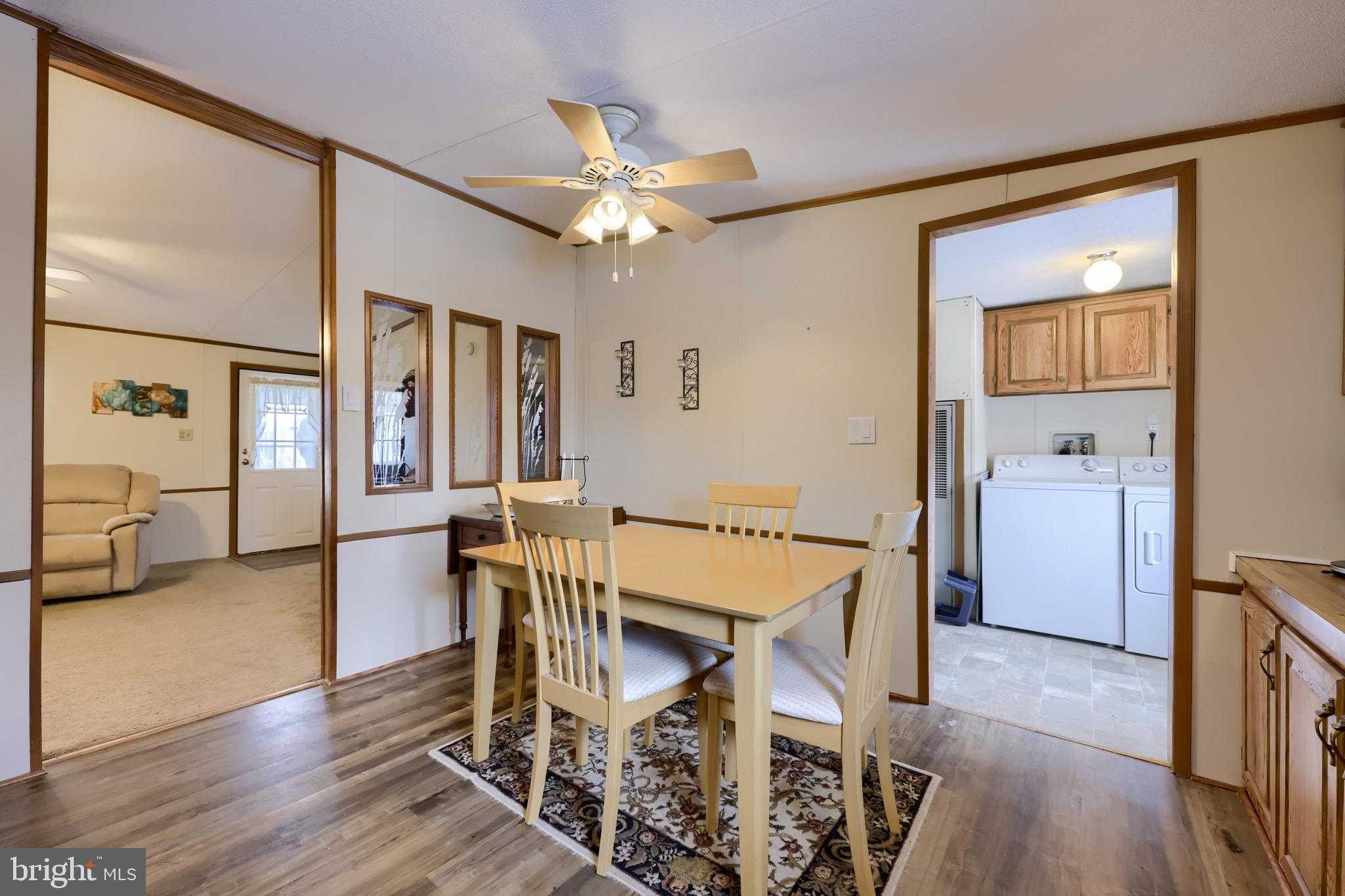 203 Thrush CT N photo 15