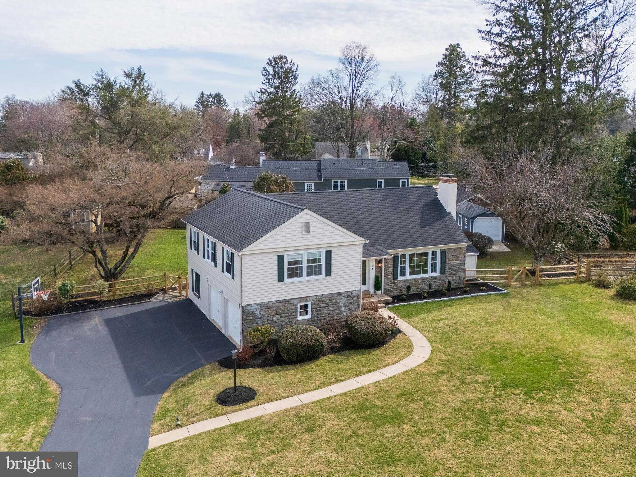 125 Clover Hill Ln photo 48