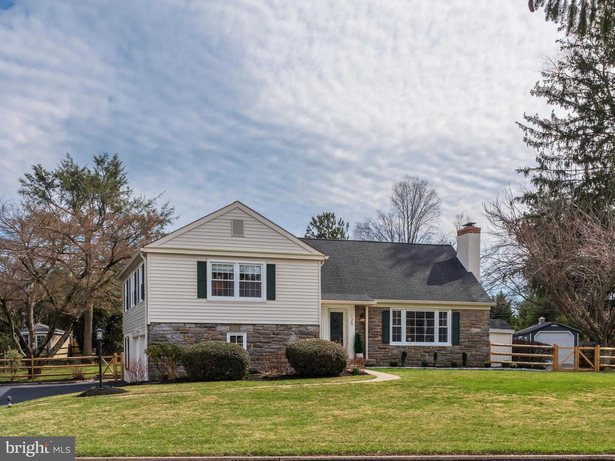 125 Clover Hill Ln photo 50