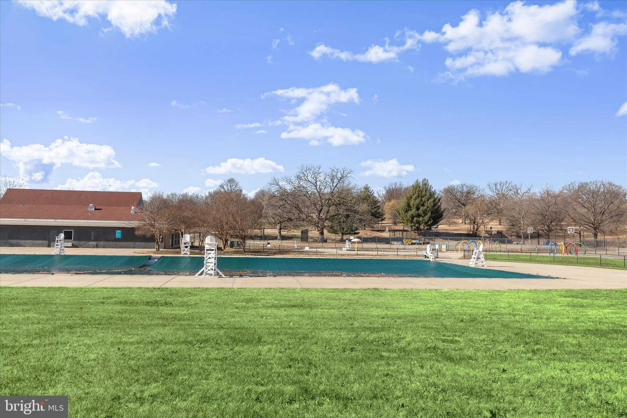 2820 E Baltimore St photo 39