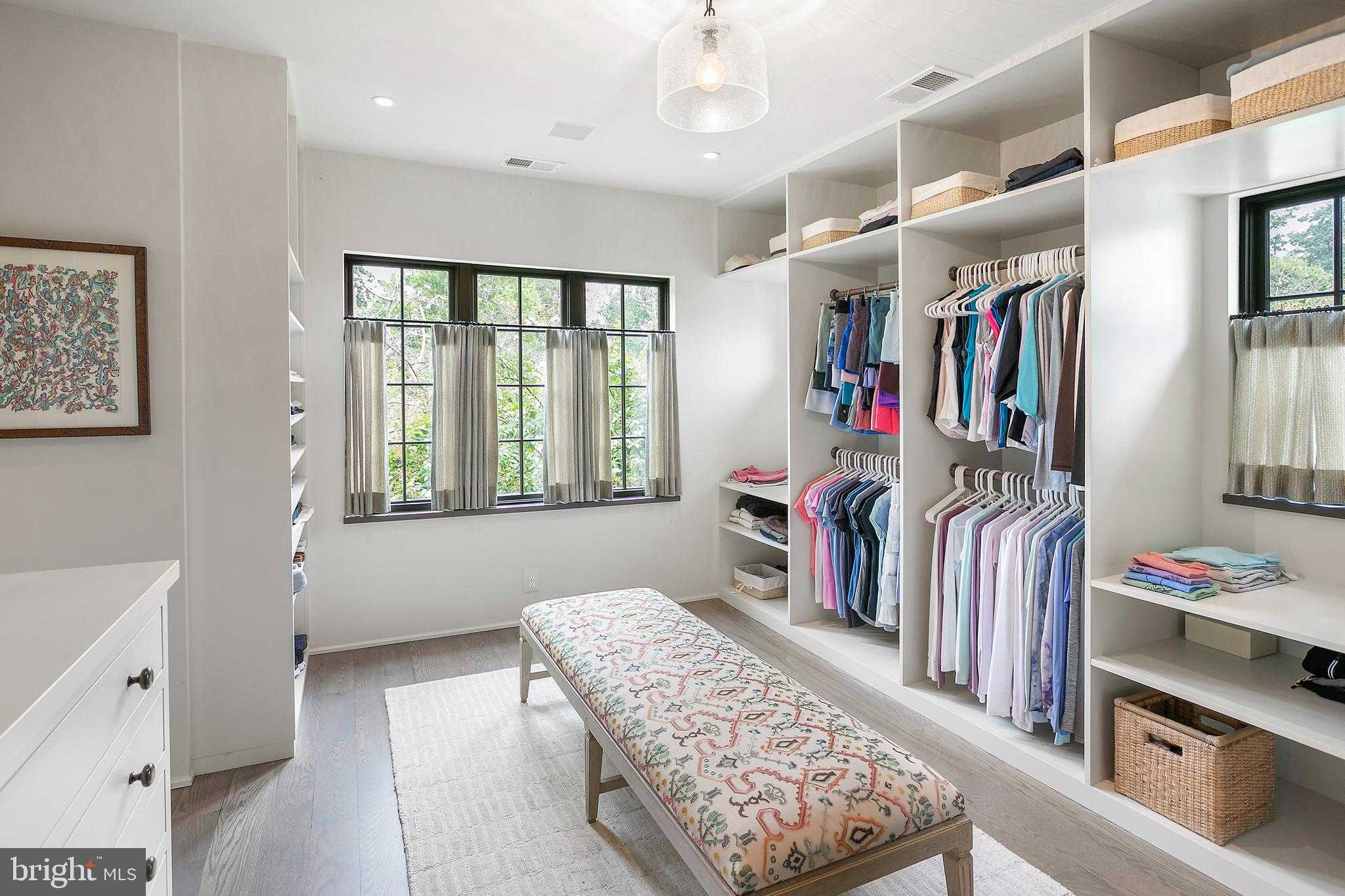 5205 Woodlawn Ave photo 24