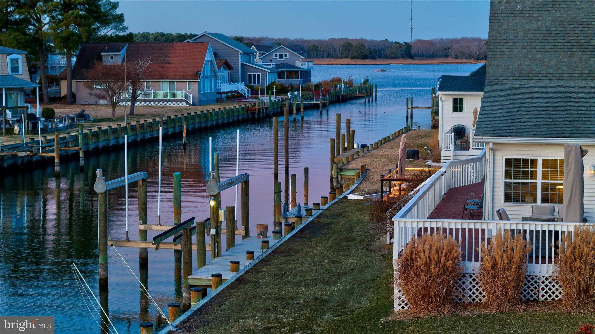 17 Widows Watch CT photo 11