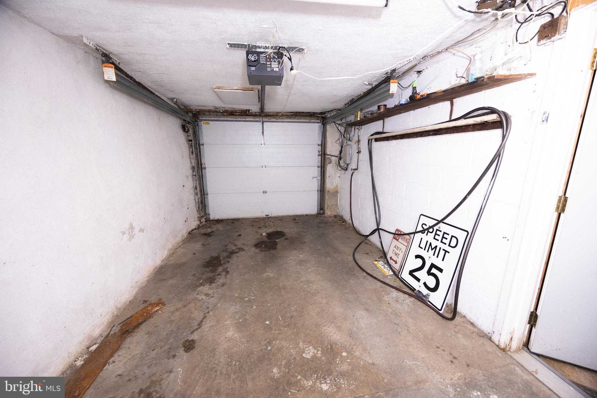 6473 Milton St photo 30