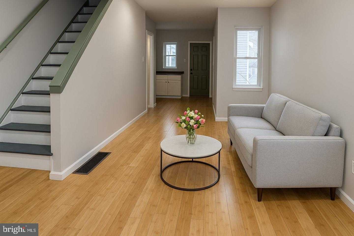 524 N Paxon St photo 7