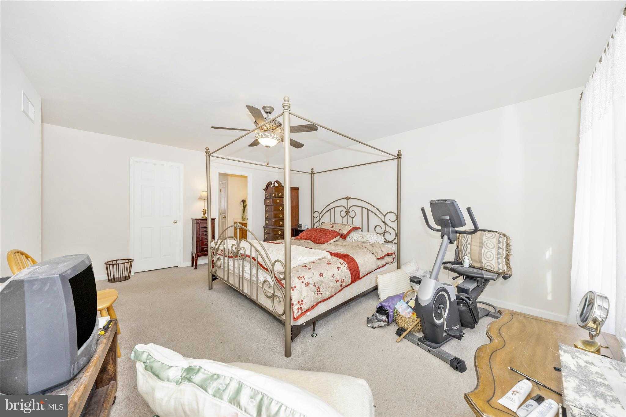 7523 Seneca Ridge Dr photo 27