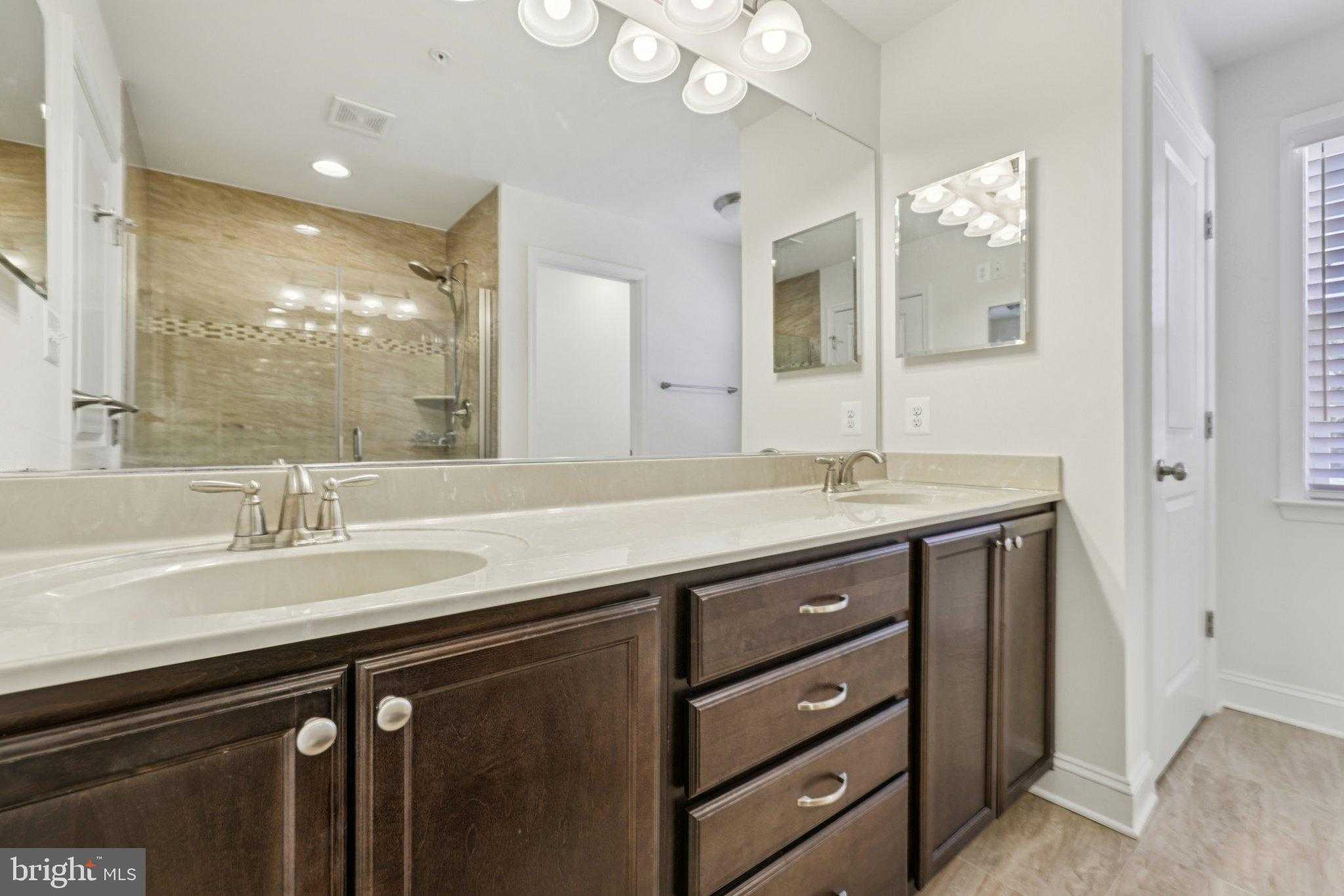 10807 Timber View Way photo 32