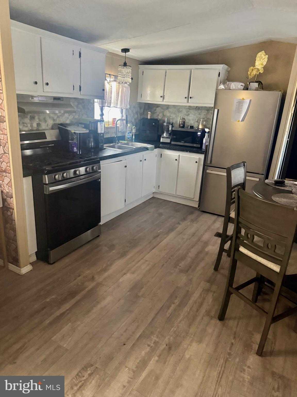 2581 Old Harrisburg Rd photo 3