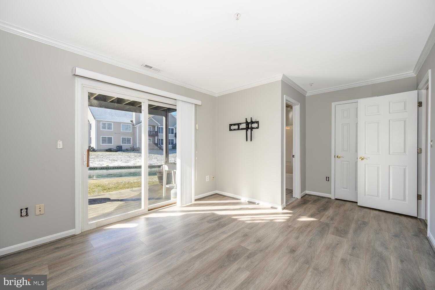 402 Blenny Ln photo 27