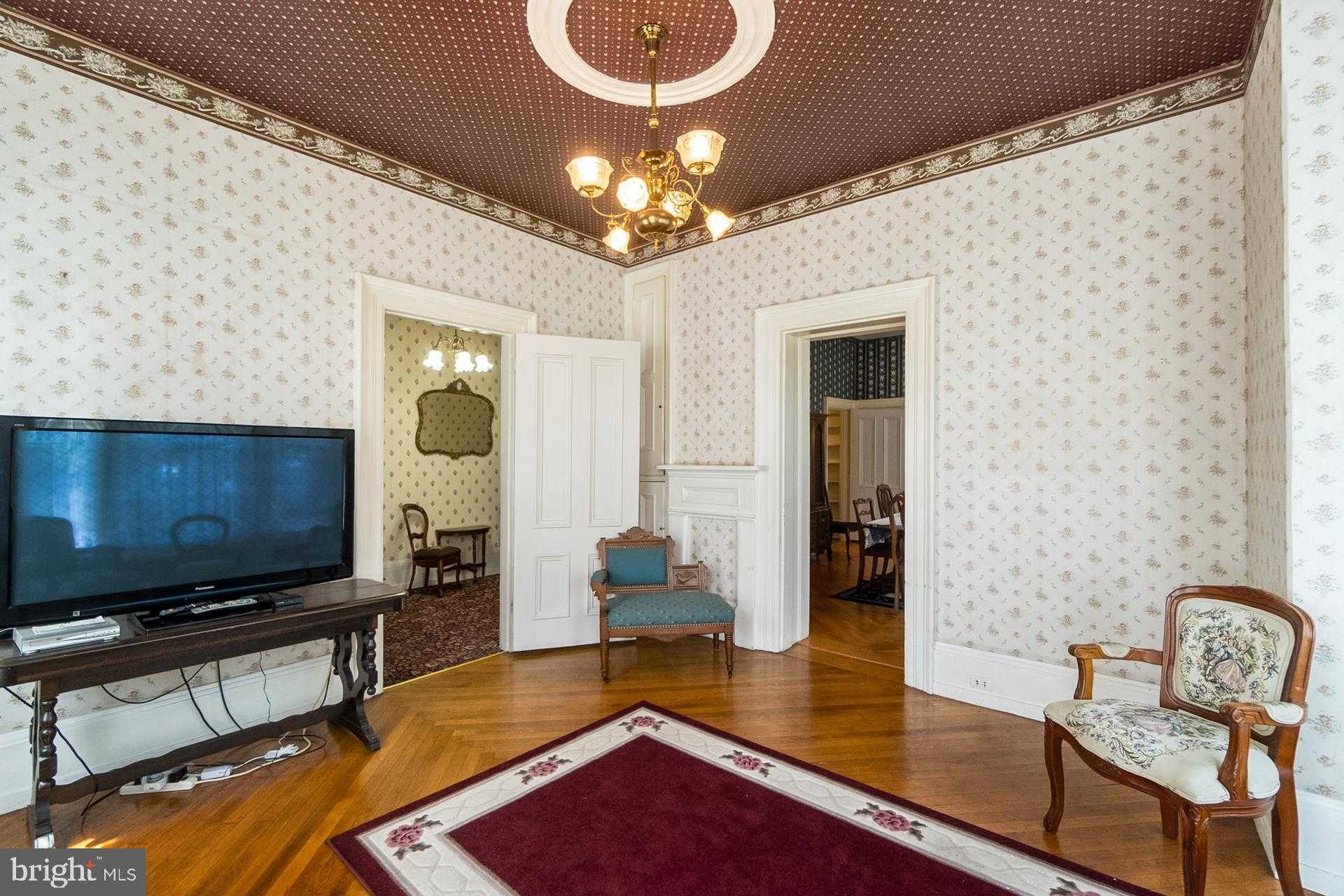 11 E Front St photo 12