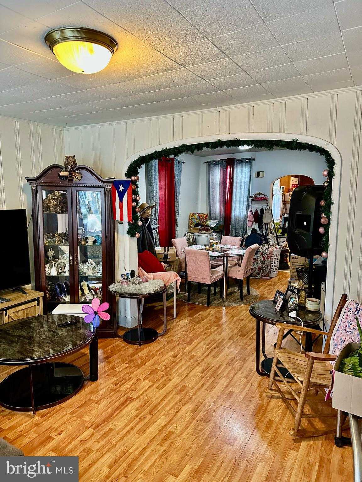 1262 Willow St photo 2