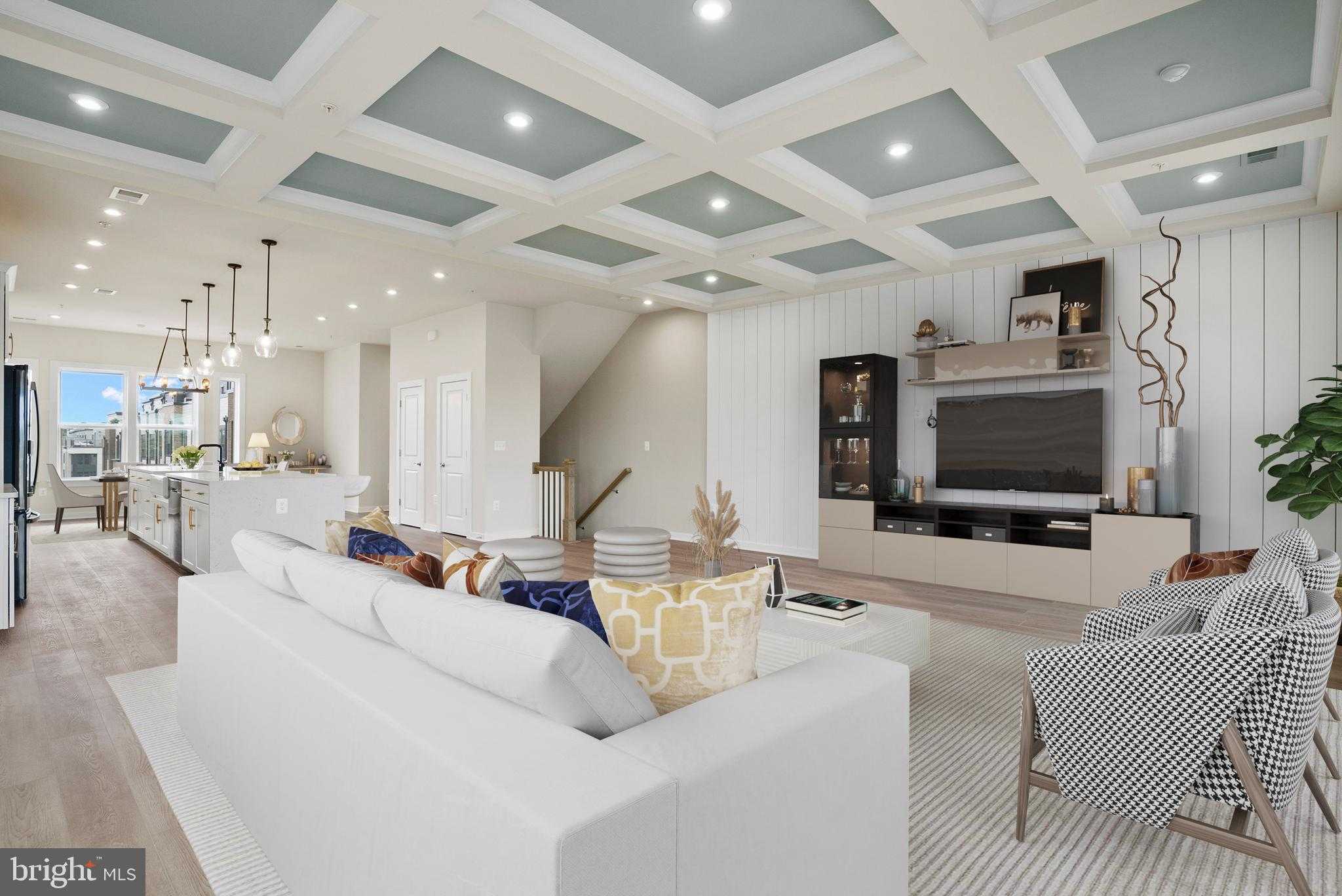 6717 Belcrest Rd photo 24