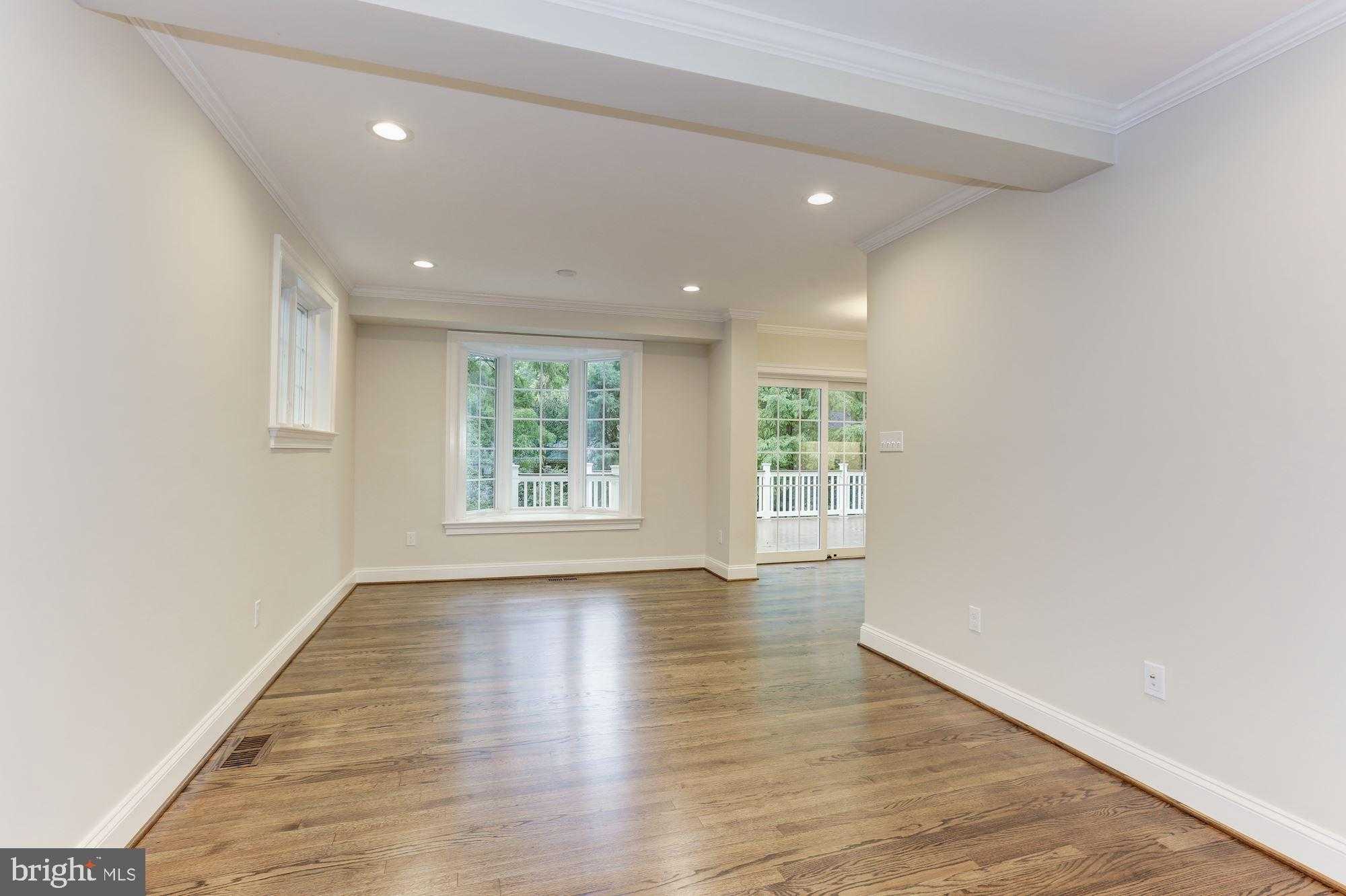 5113 Newport Ave photo 28