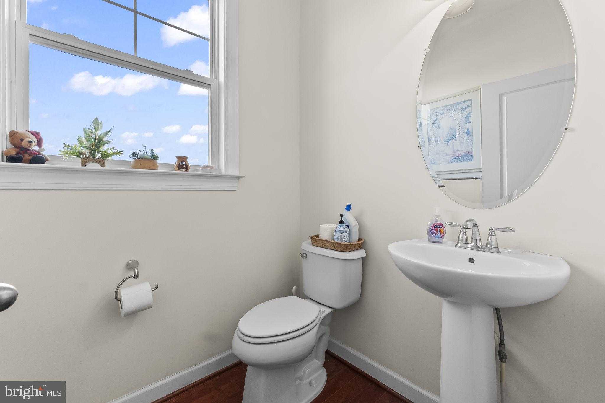 27 Eden Terrace Ln photo 13