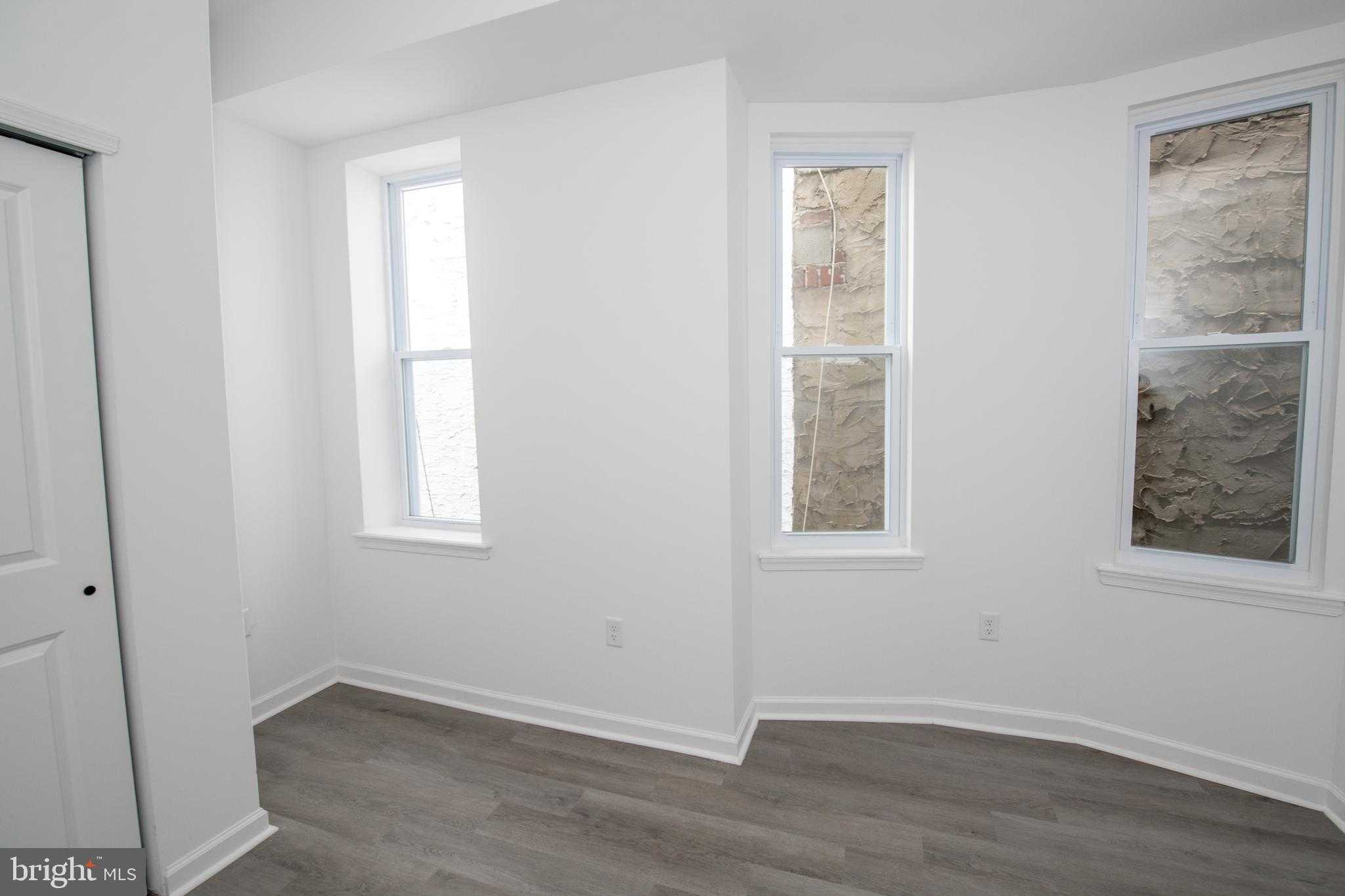 4205 W Girard Ave photo 15