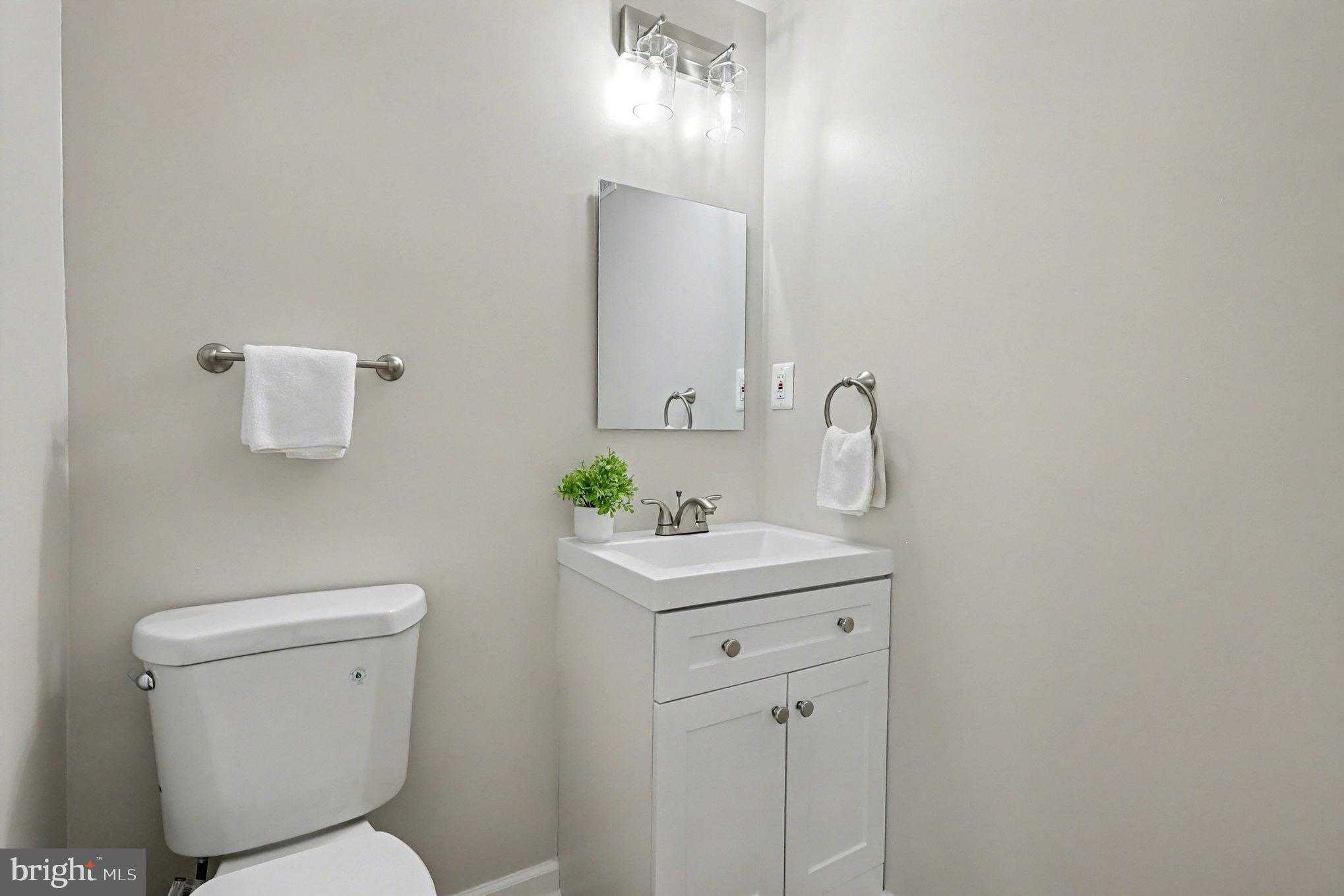 2000 Chita CT photo 25