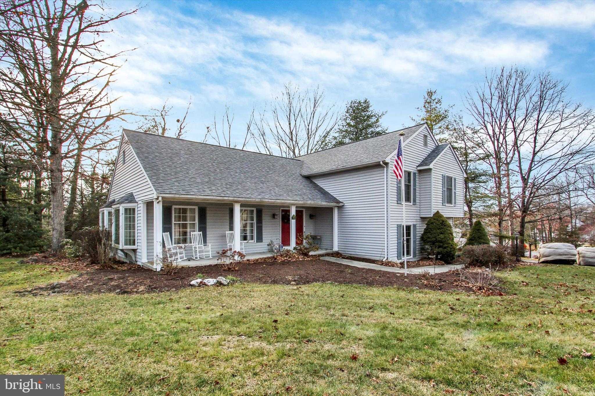 78 Twin Lakes Dr photo 3