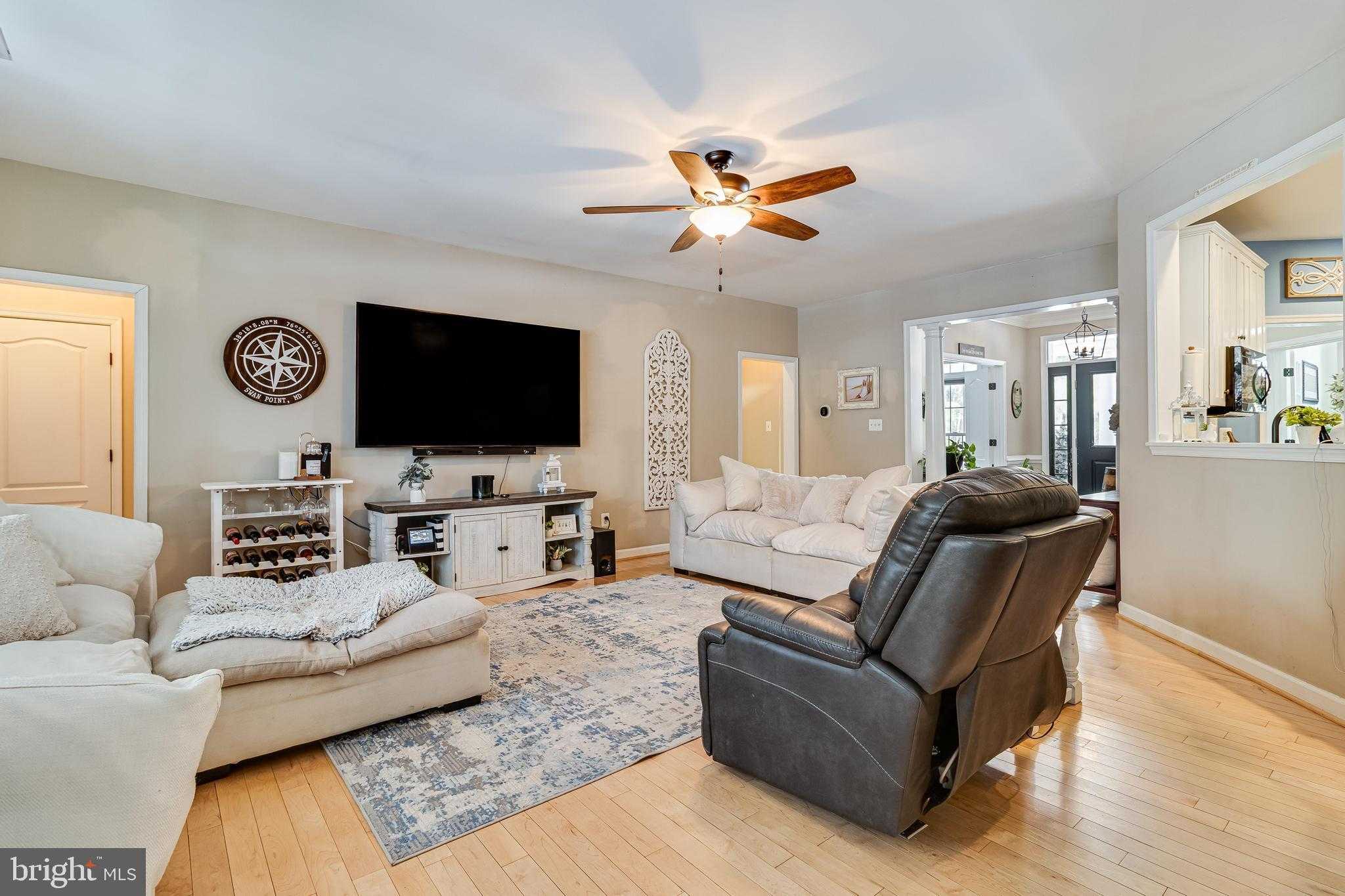 14855 King Charles Dr photo 16