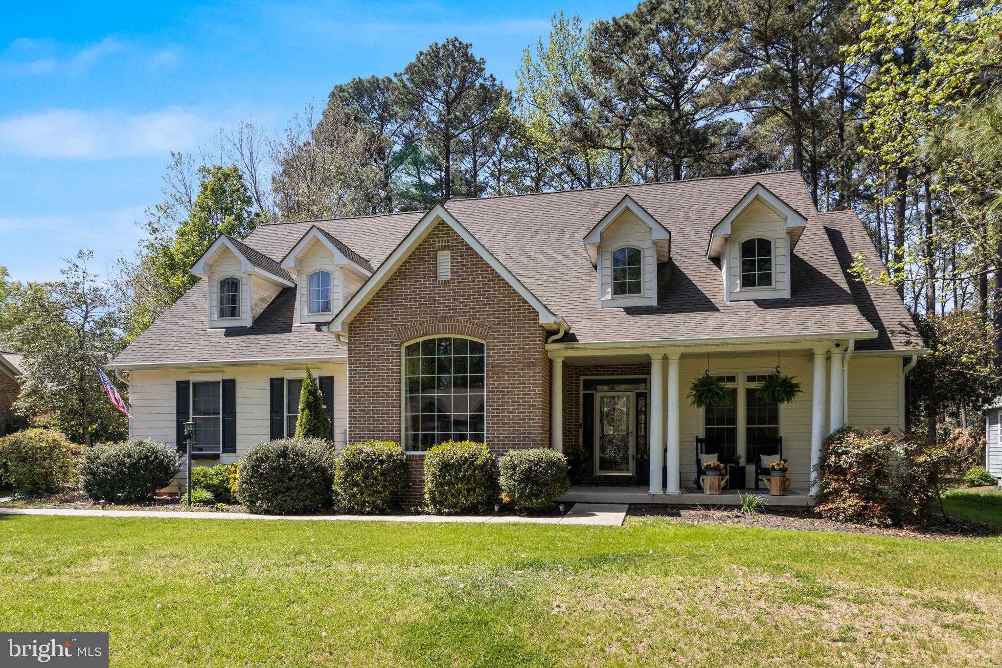 14855 King Charles Dr photo 3