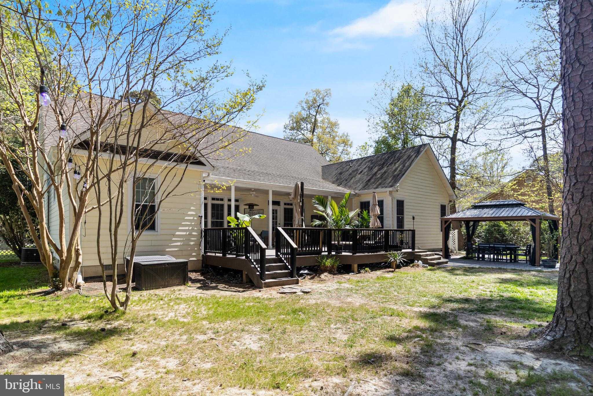 14855 King Charles Dr photo 58