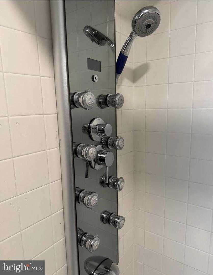 205 E Joppa Rd Apt 808 photo 22