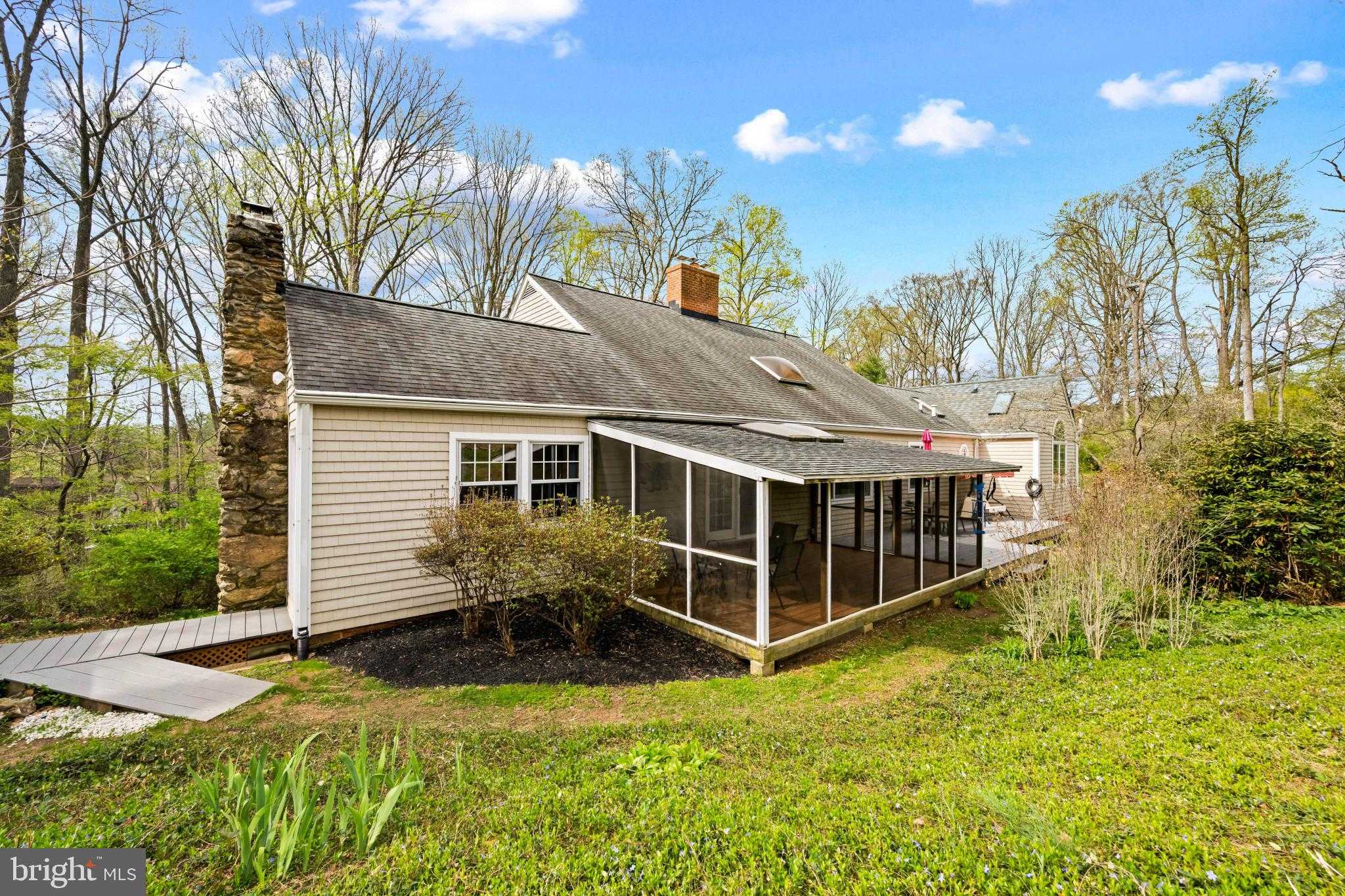 1536 Brehm Rd photo 39