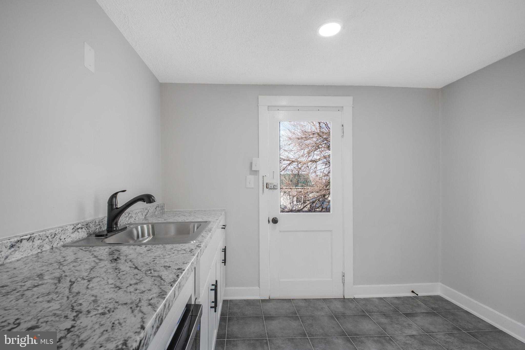 125 High St photo 18