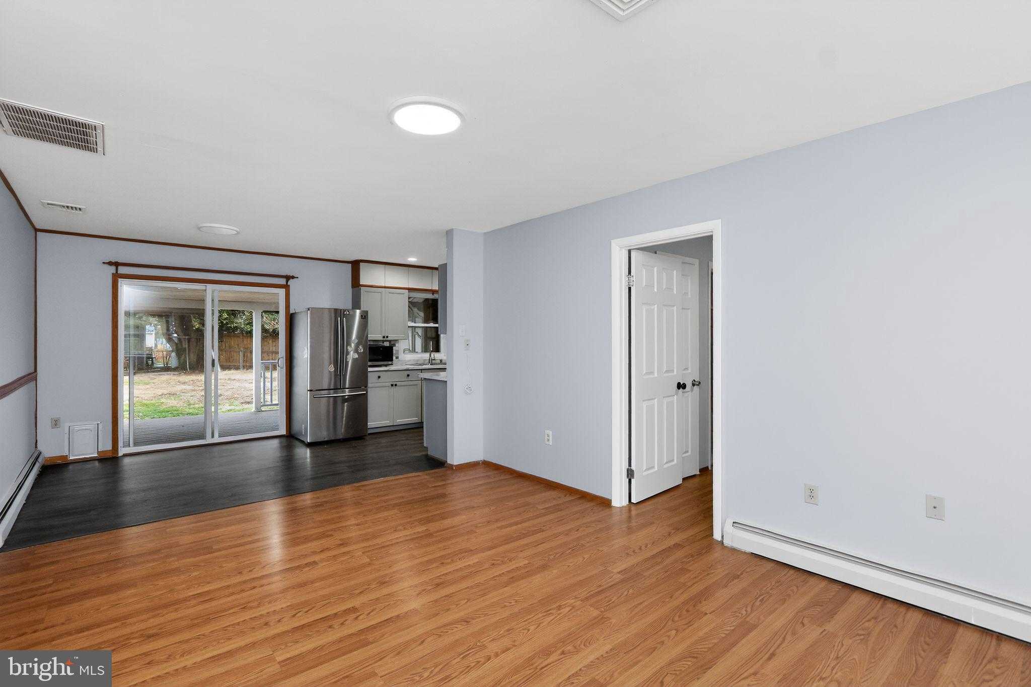 14423 Lamar Rd photo 13