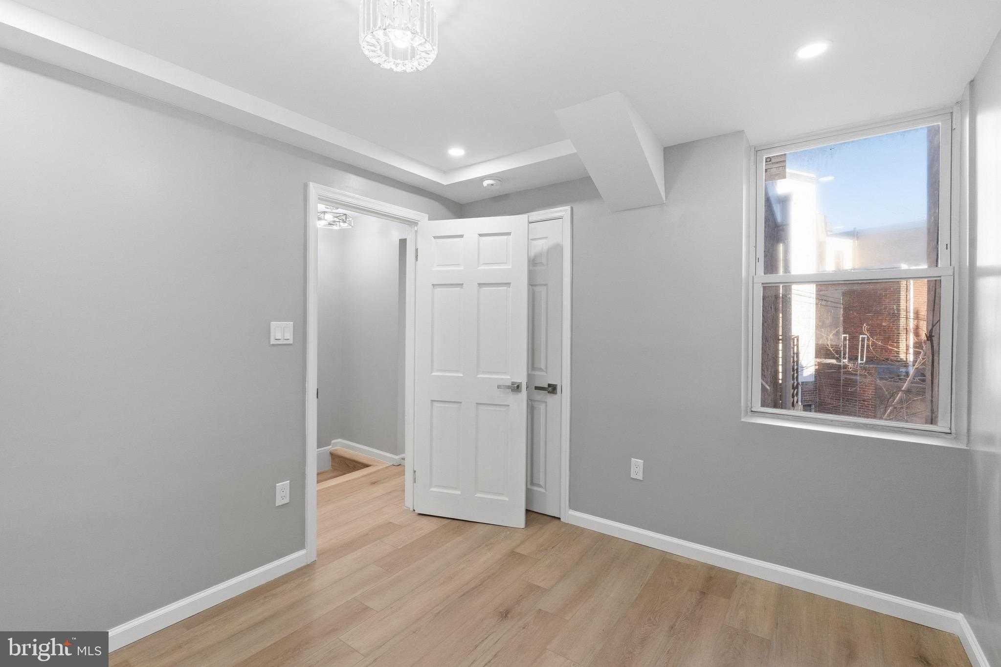 1203 Moore St photo 39