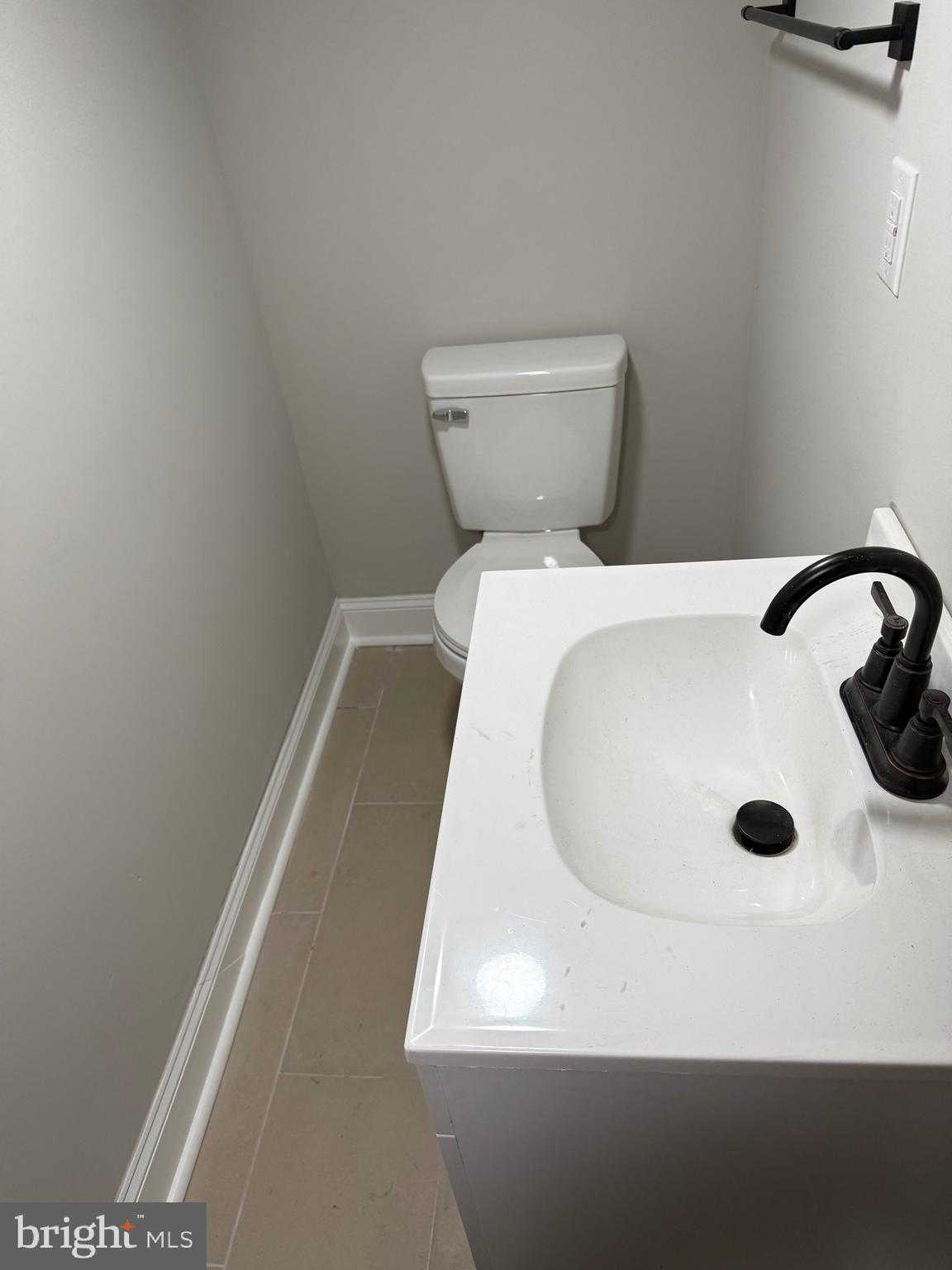 1912 W Willard St photo 64