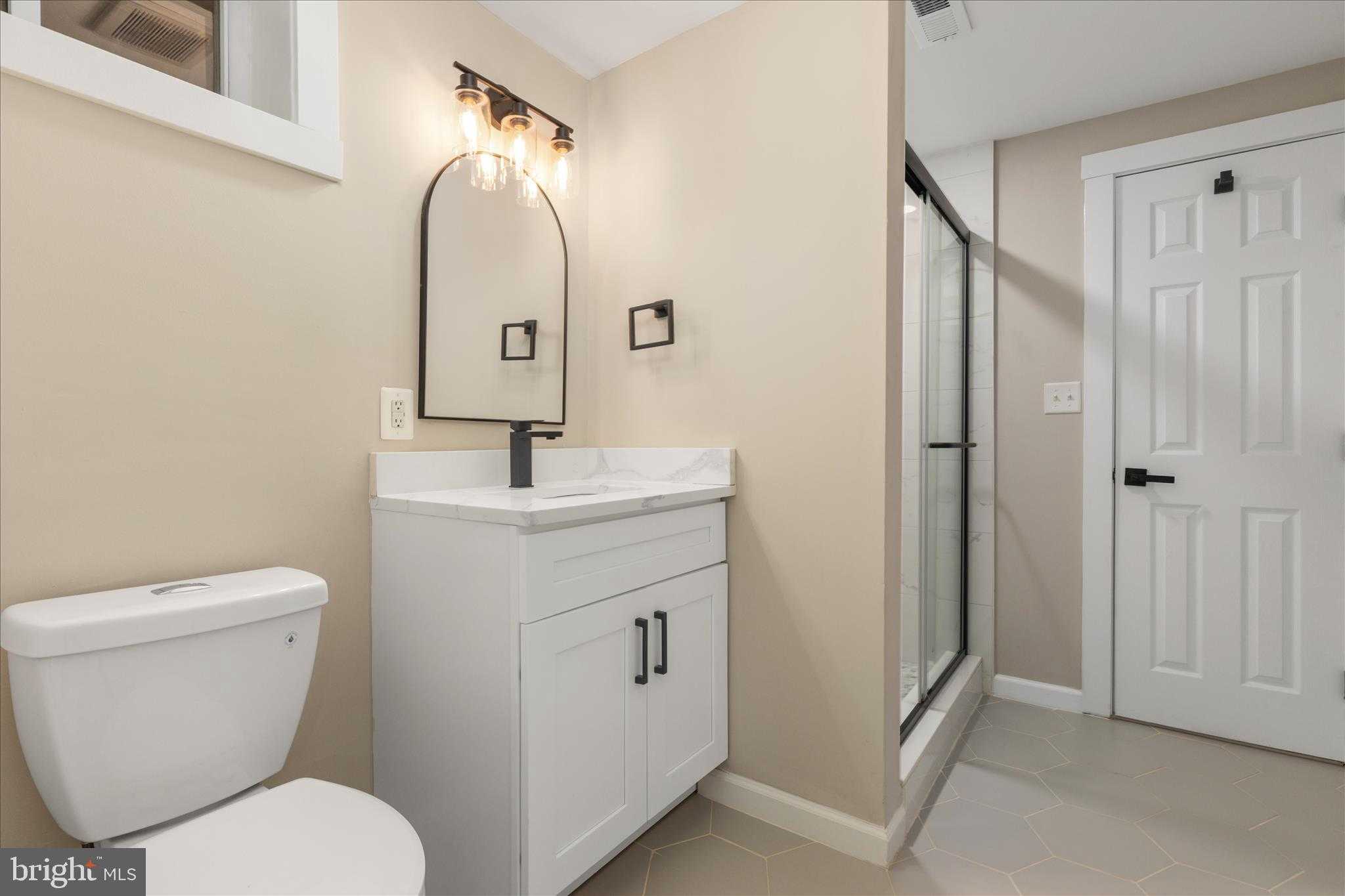 1002 Kerge CT SE photo 39