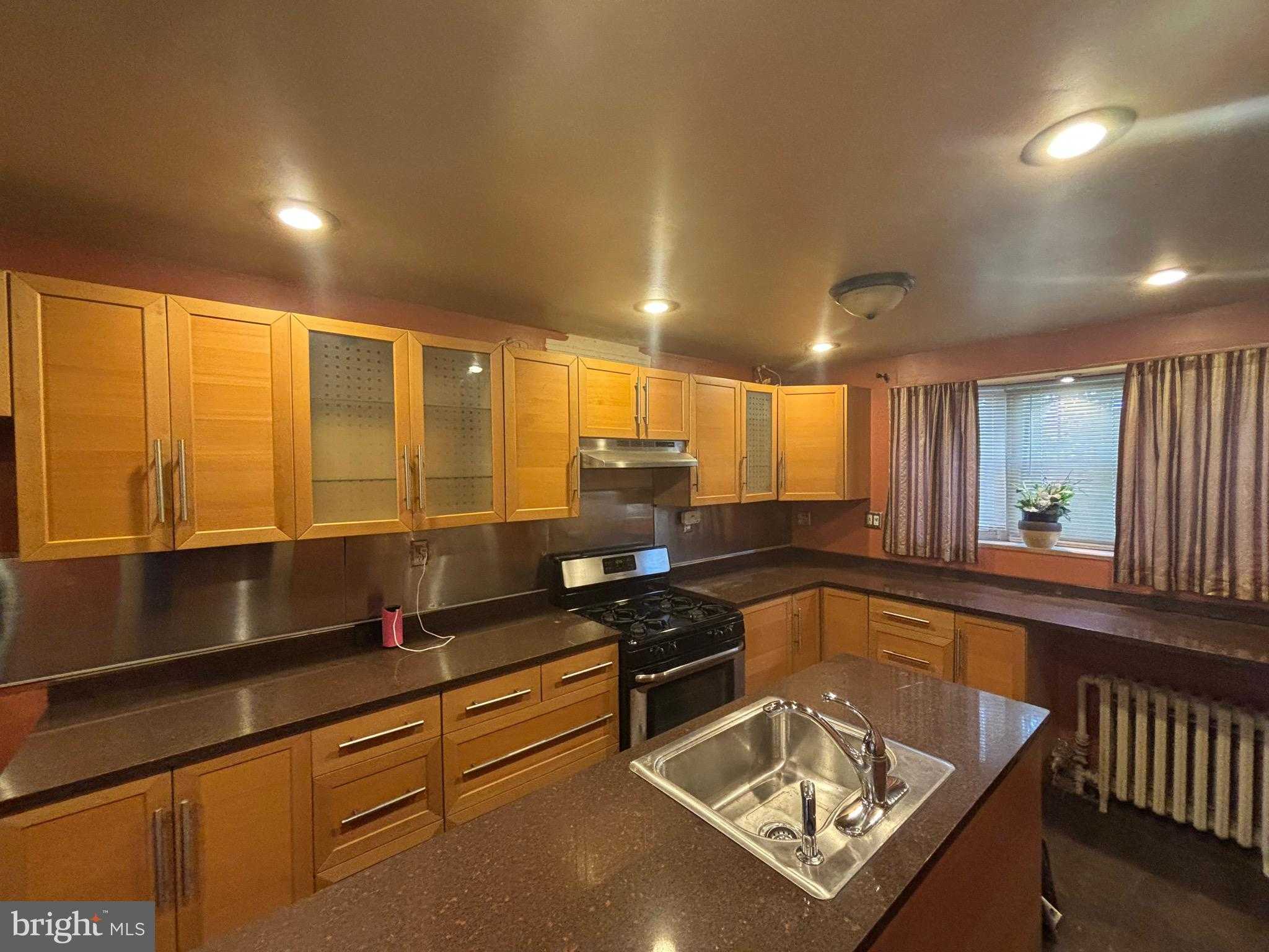 2417 N Pulaski St photo 7