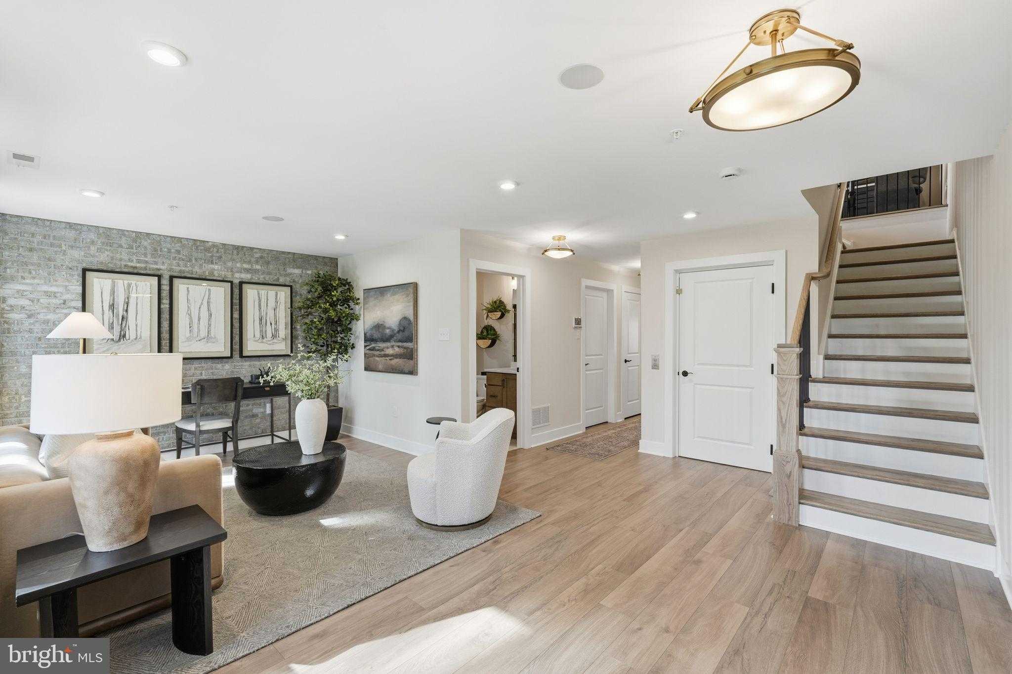 421 Pennybrook Ct photo 2