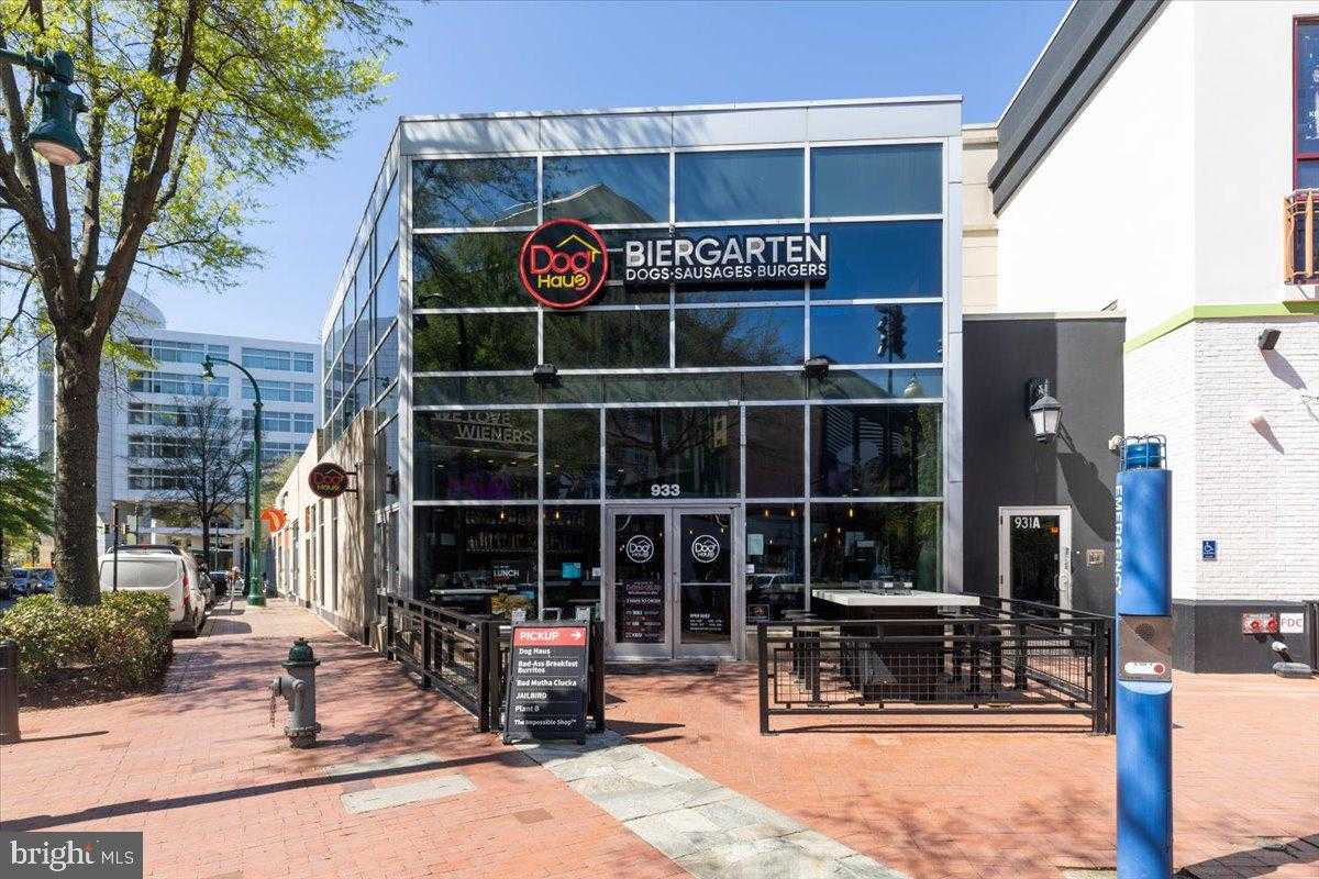 930 Wayne Ave Apt 405 photo 63