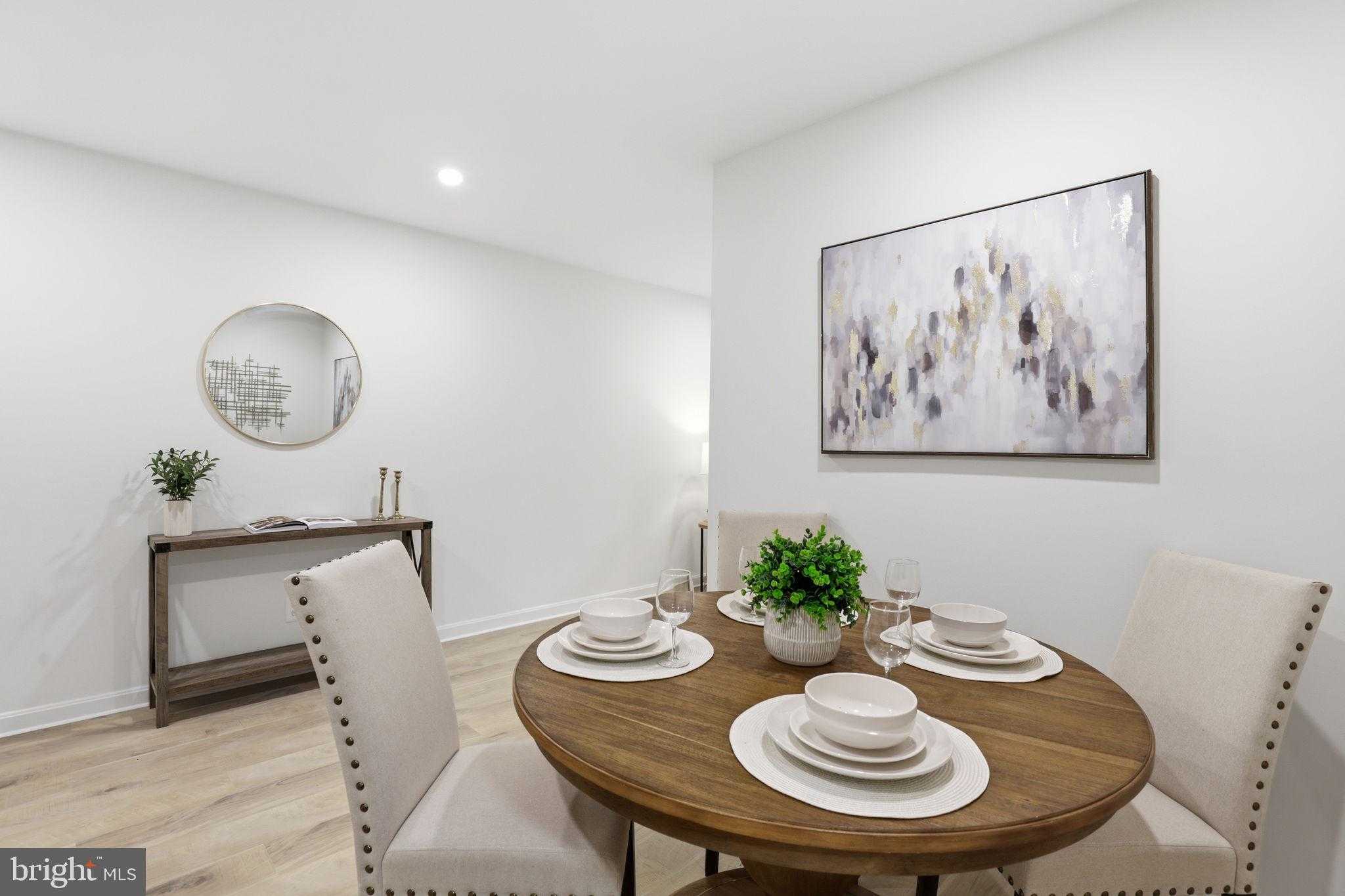 1020 N Stafford St Apt 202 photo 9