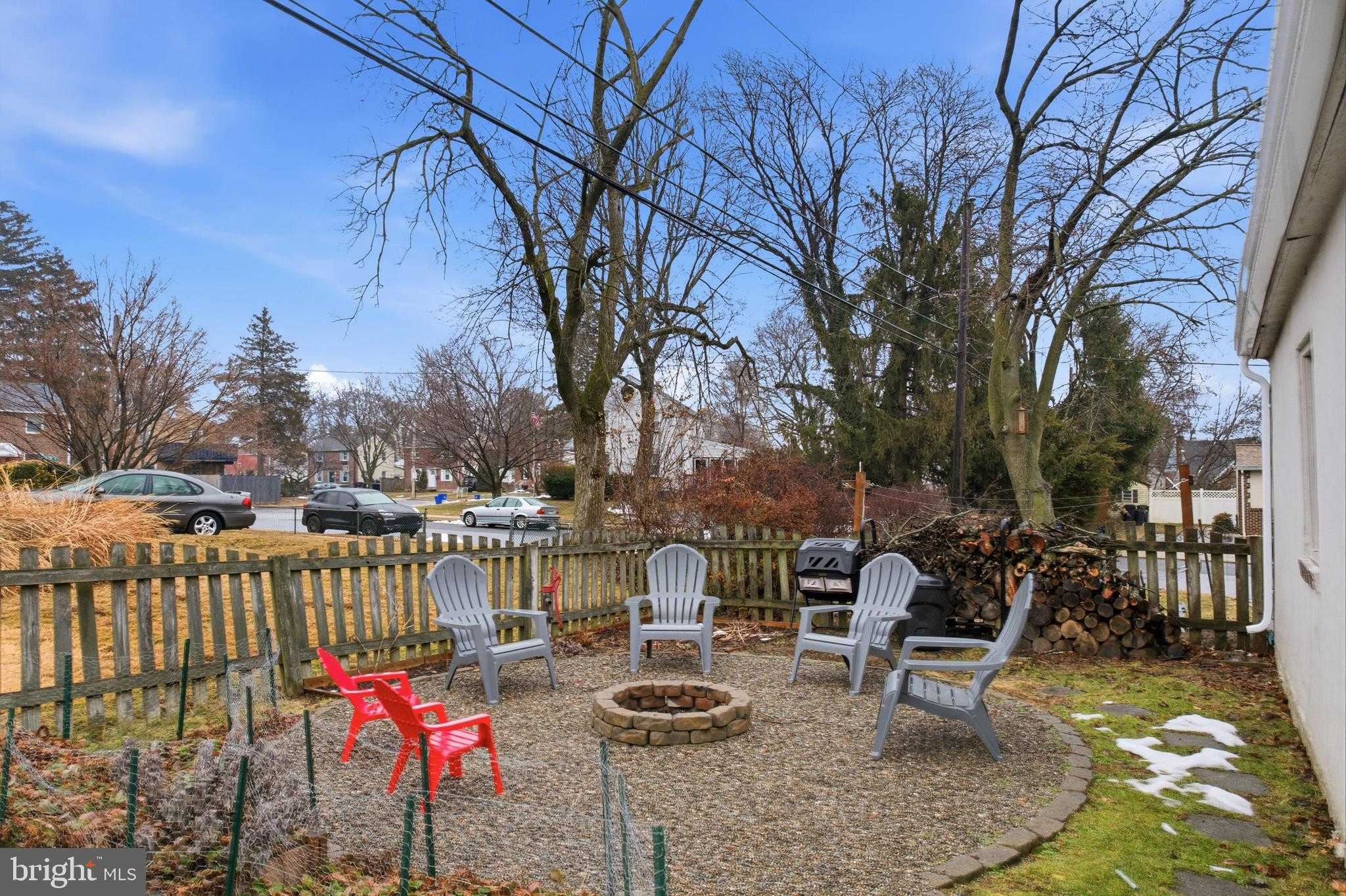 1045 Edgerton Rd photo 47